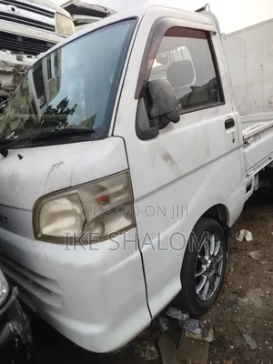 Daihatsu Hijet 2012 White