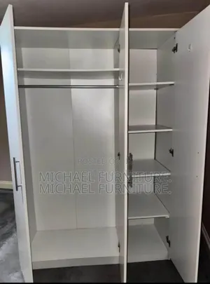 Very Well Designed Top Quality 4x6 Wardrobe