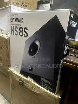 Yamaha HS8S Powered Subwoofer