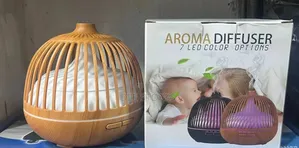Aroma Diffuser Humidifier With 7 LED Colour Options