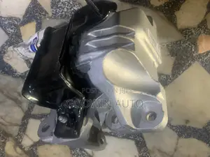 Gear Box Mounting Ford Explorer 2013