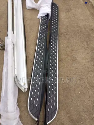 Universal Side Step for Suvs/Jeeps