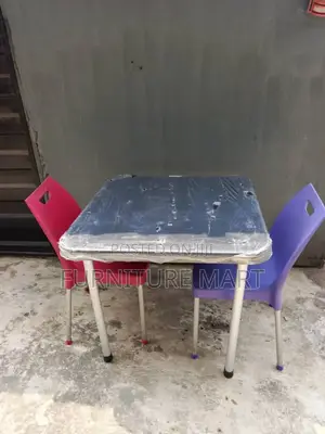 Restaurant/ Canteen Plastic Table With Metal Legs