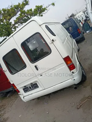 Ford Transit 2004 White
