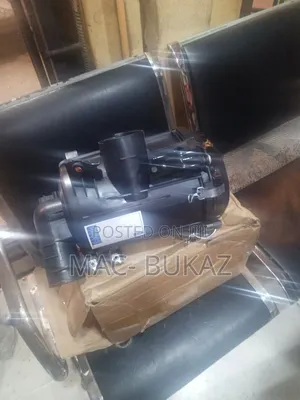 Air Cleaner Housing Toyota Hiace