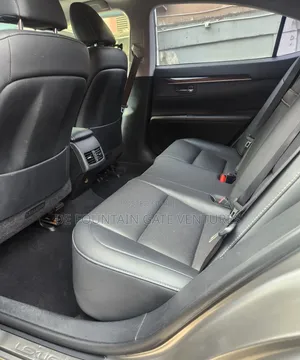 Lexus ES 350 FWD 2016 Silver