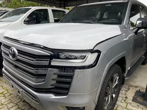 New Toyota Land Cruiser 2025 Silver
