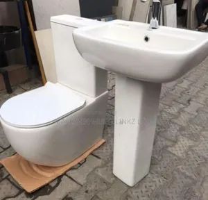 Executive White Wc