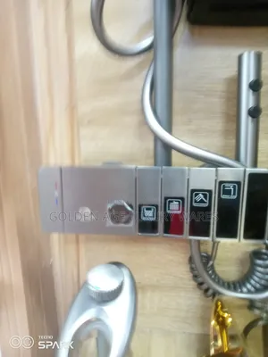 Apple Shower Grey
