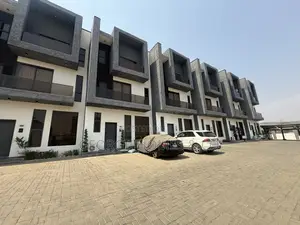 Furnished 4bdrm Townhouse/Terrace in Jahi for sale