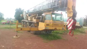 Mobile Crane