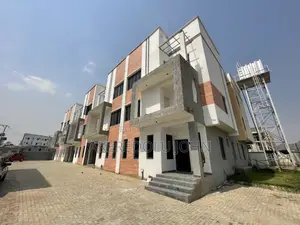 5bdrm Townhouse/Terrace in Jahi for Sale