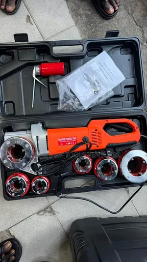 Portable Electric Pipe Threading Machine