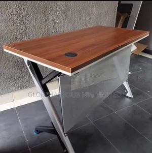 5 Ft Executive Office and Study Table