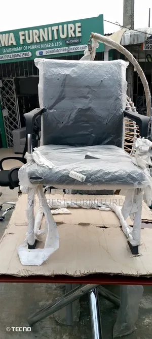 Standard Executive Chair For