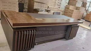 1.6 Meter Luxurious Executive Office and Study Table