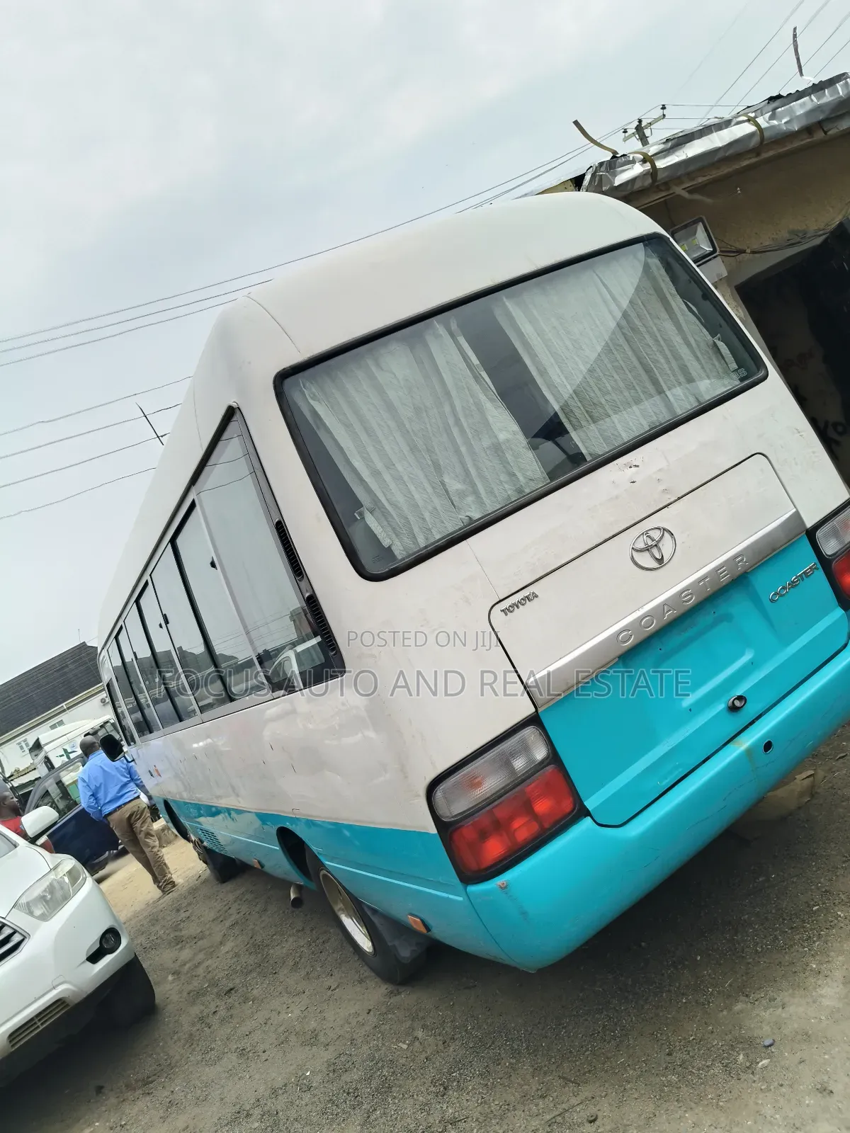 Toyota Coaster 2015