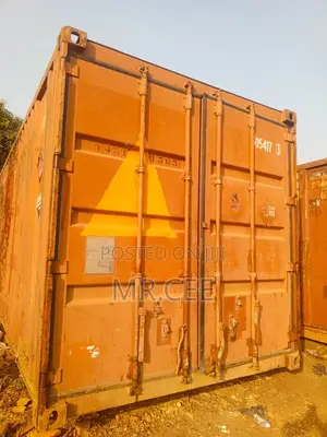 20 Ft Shipping Containers
