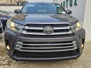 Toyota Highlander Limited Platinum 4x2 V6 (3.5L 6cyl 8A) 2018 Gray