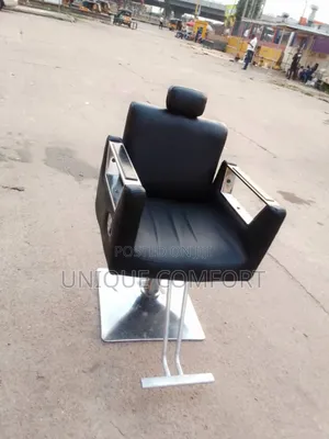 Imported Executive Recliner Barber Chair