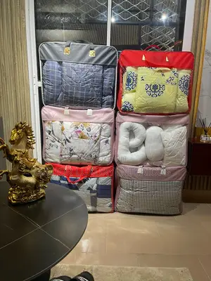 High Quality Stock Duvet 6x6 With 4 Pillow Bedsheet