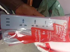 Itel 4 Sockets Extension Box With 3 USB Ports - ISU-