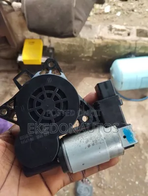Complete Engine Weiner Door for Mazda Cx9 2009