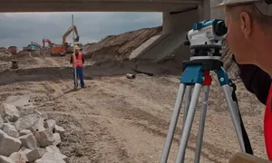 Bosch GOL 32D Surveyor