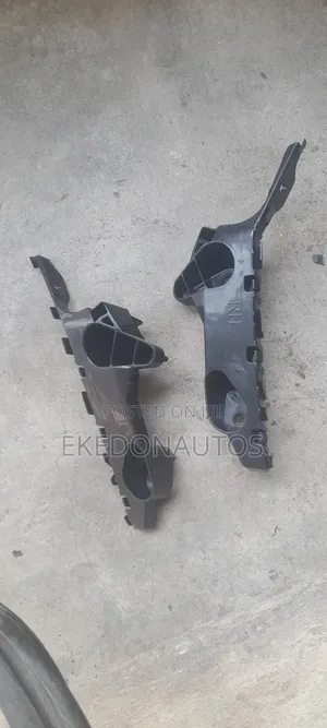 Front Bumper Clip for Mazda 3 2015 Model