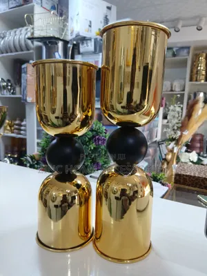Set of 2 Gold Vase