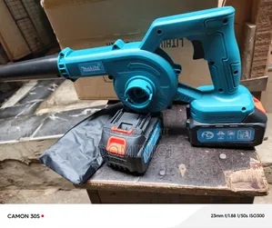 Makita Cordless Air Blower 118v