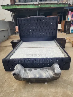 Ulphostery 6by6 Bed Stand With Side Drawers.