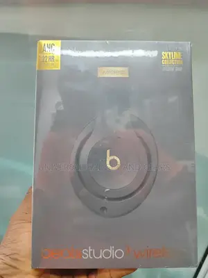 Beats Studio 3 Wireless ( Brand New )