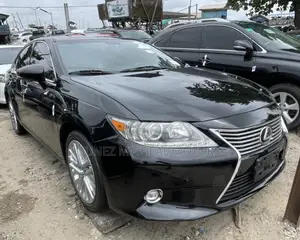 Lexus ES 2015 Black