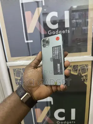 Apple iPhone 11 Pro Max 64 GB Black