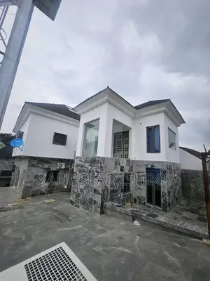 18bdrm Duplex in Gwarimpa Estate, Gwarinpa for sale