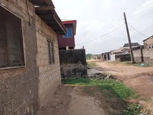 3bdrm Block of Flats in Estate, Ikotun / Ikotun/Igando for sale