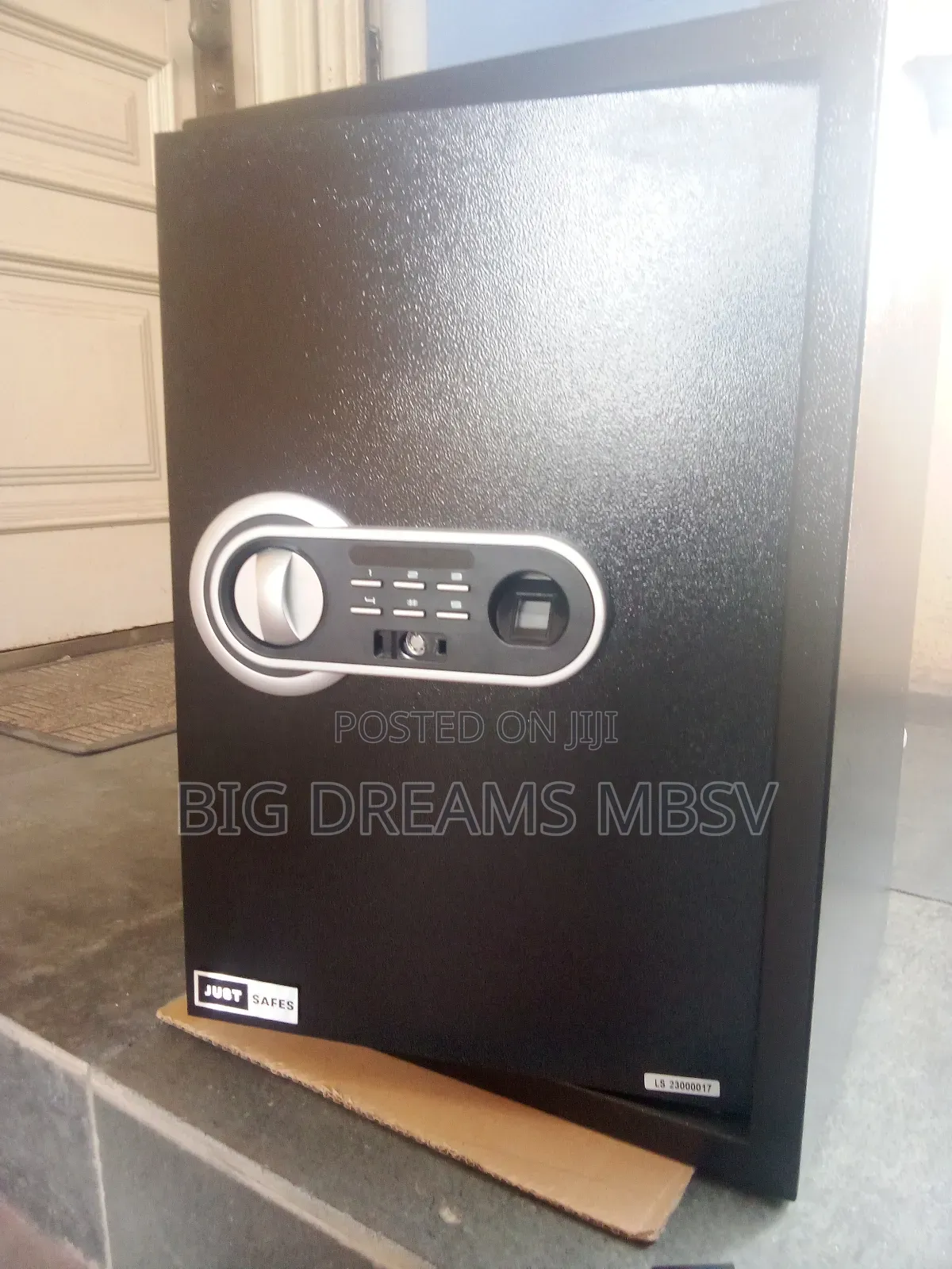 Fingerprint Hotel Safe Not Fireproof