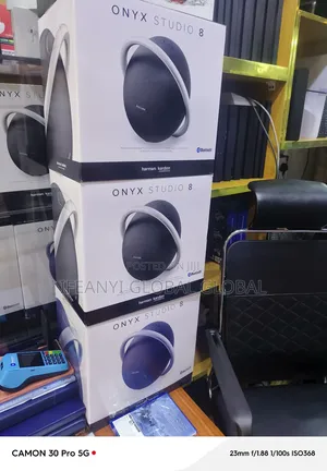 ONYX Studio 8