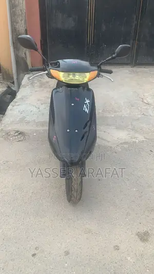New Suzuki 2023 Blue