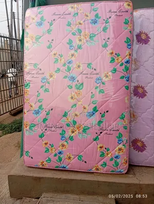 4 By 6ft 8 Inches Semi-orthopaedic Mattress ( Green Earth )