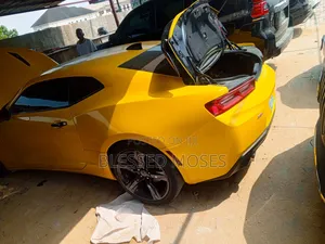 Chevrolet Camaro Rs 2018 Front Windscreen