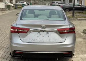 Toyota Avalon XLE FWDSedan (3.6L 6cyl 6A) 2016 Silver