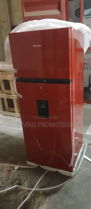 204 Liters Hisense Double Door Refrigerator With Dispenser