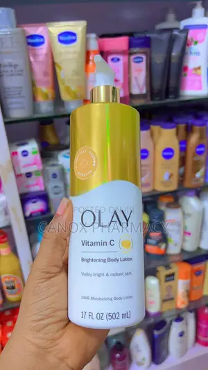 Olay Vitamin C Brightening Body Lotion - 502ml