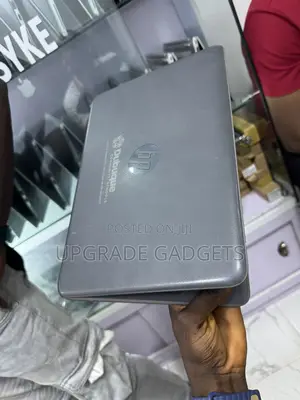 Laptop HP Stream 11 4GB Intel Pentium SSD 256GB