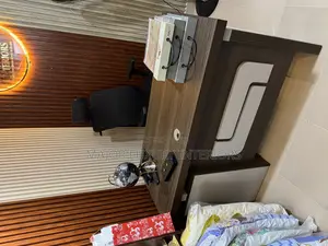 Quality Office Table
