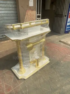 High Quality Wooden Pulpit