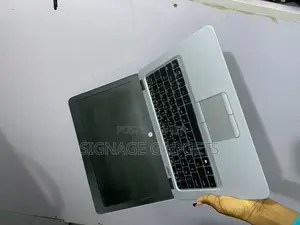Laptop HP EliteBook 820 G3 8GB Intel Core I5 SSD 256GB