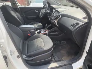 Hyundai Tucson Limited AWD 2013 White